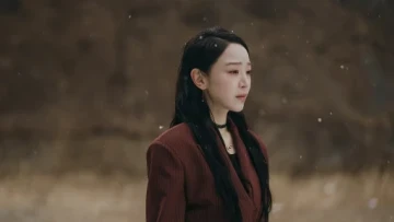 Nghệ Thuật Lừa Dối Của Sarah