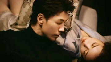 Cận Kề Bóng Tối