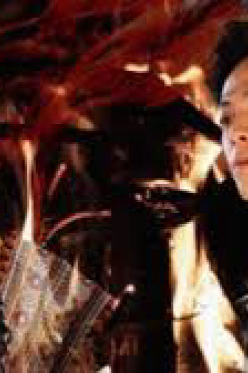 Lửa Cháy Trên Sông