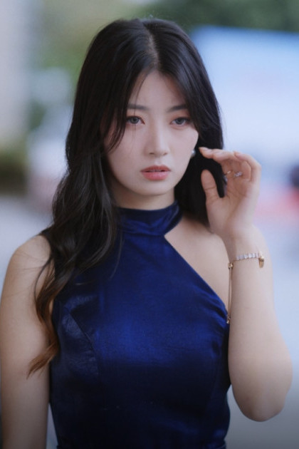 Sư Tỷ Không Chịu Nổi Nữa